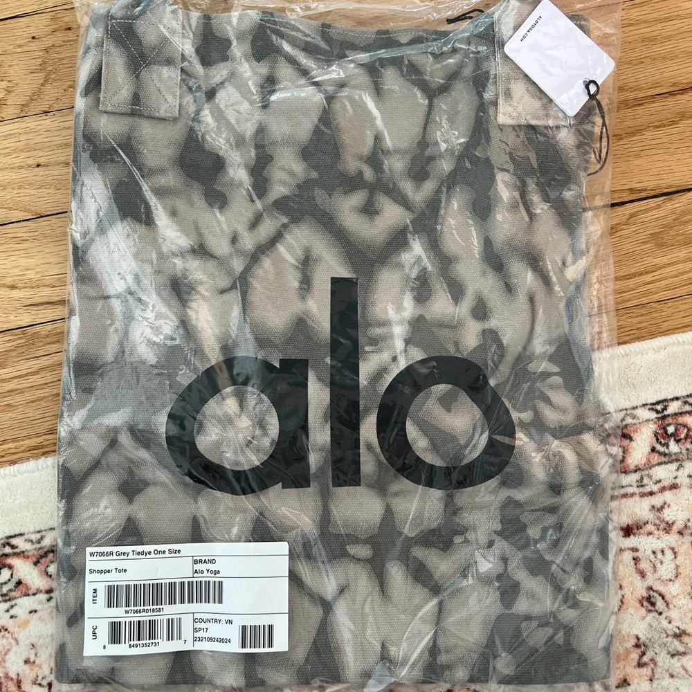 Alo Yoga Gray Tote